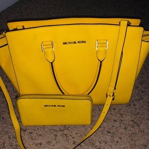 Michael Kors Bag & Wallet